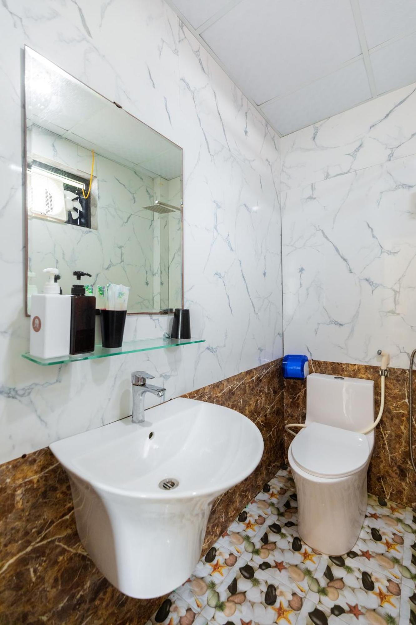 Victor Charlie Hostel Dong Khe Sau Eksteriør bilde